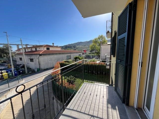 appartamento in vendita ad Imperia in zona Porto Maurizio