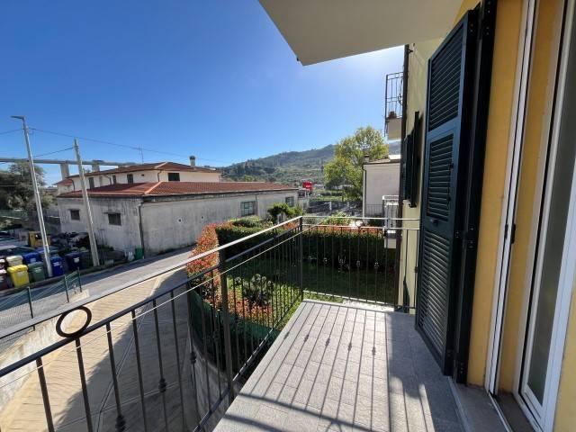 appartamento in vendita ad Imperia in zona Porto Maurizio