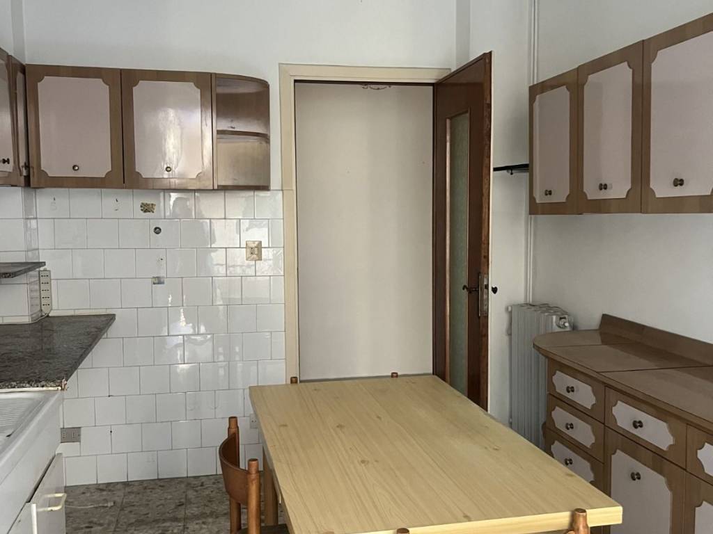 appartamento in vendita ad Imperia in zona Porto Maurizio