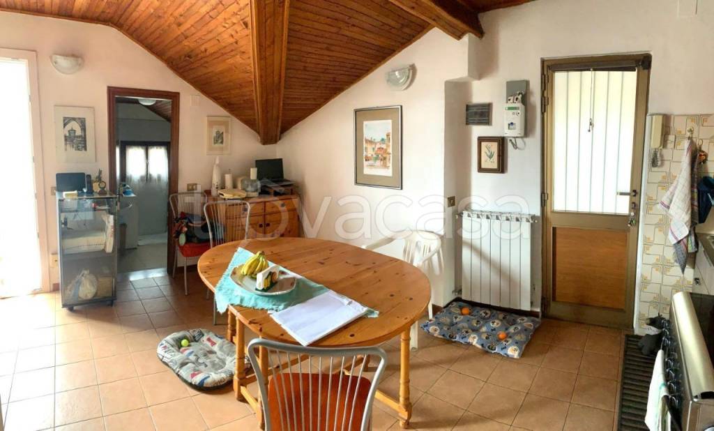 appartamento in vendita ad Imperia in zona Oneglia
