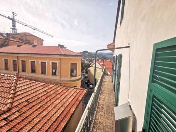 appartamento in vendita ad Imperia
