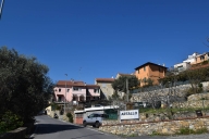 casa semindipendente in vendita ad Imperia in zona Artallo