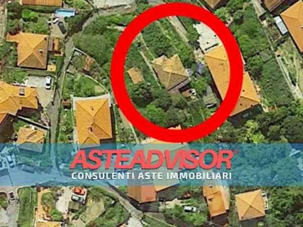 casa indipendente in vendita ad Imperia in zona Oneglia