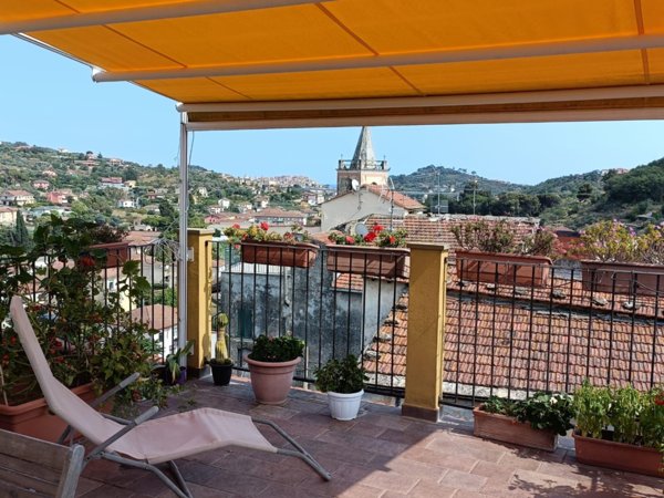 appartamento in vendita ad Imperia