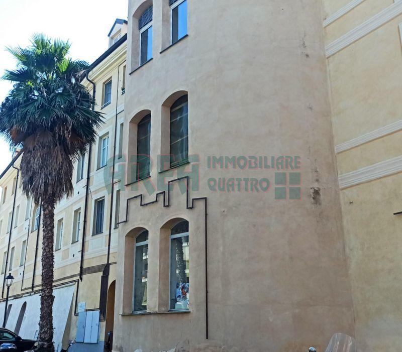 appartamento in vendita ad Imperia in zona Oneglia