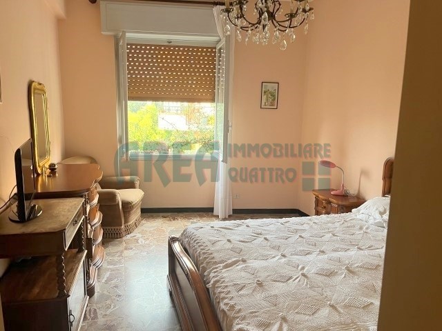 appartamento in vendita ad Imperia in zona Porto Maurizio