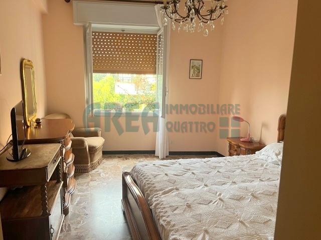 appartamento in vendita ad Imperia in zona Porto Maurizio