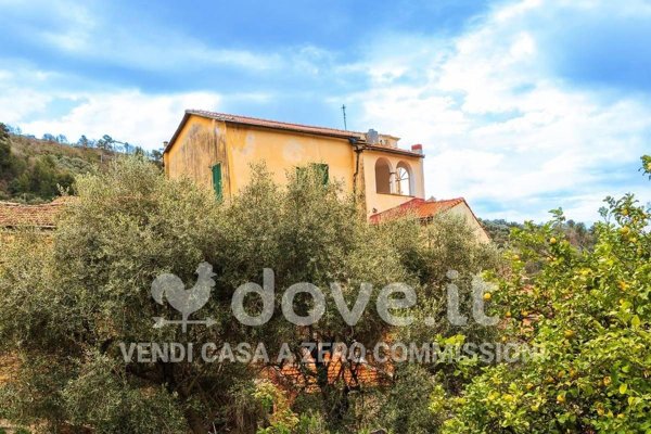 appartamento in vendita ad Imperia in zona Torrazza / Clavi