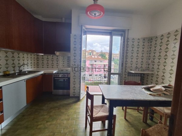 appartamento in vendita ad Imperia in zona Porto Maurizio