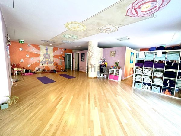 ufficio in vendita ad Imperia in zona Oneglia