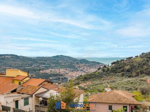 appartamento in vendita ad Imperia in zona Oneglia