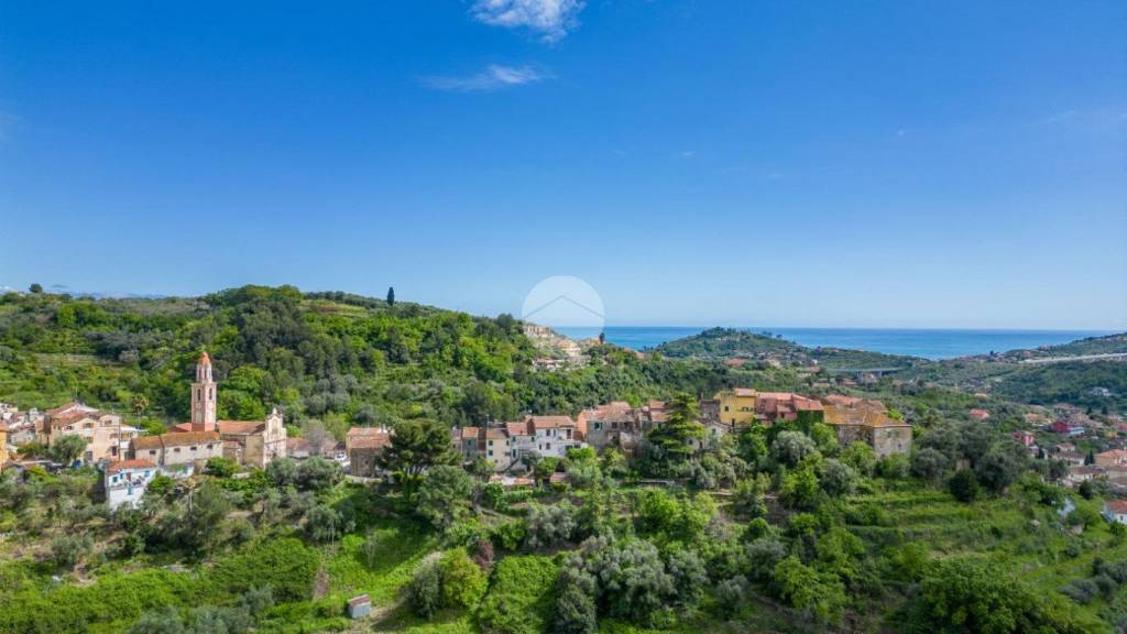 appartamento in vendita ad Imperia