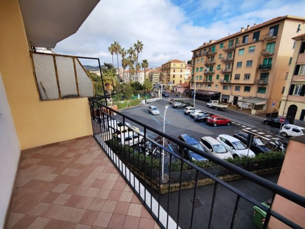 appartamento in vendita ad Imperia in zona Porto Maurizio