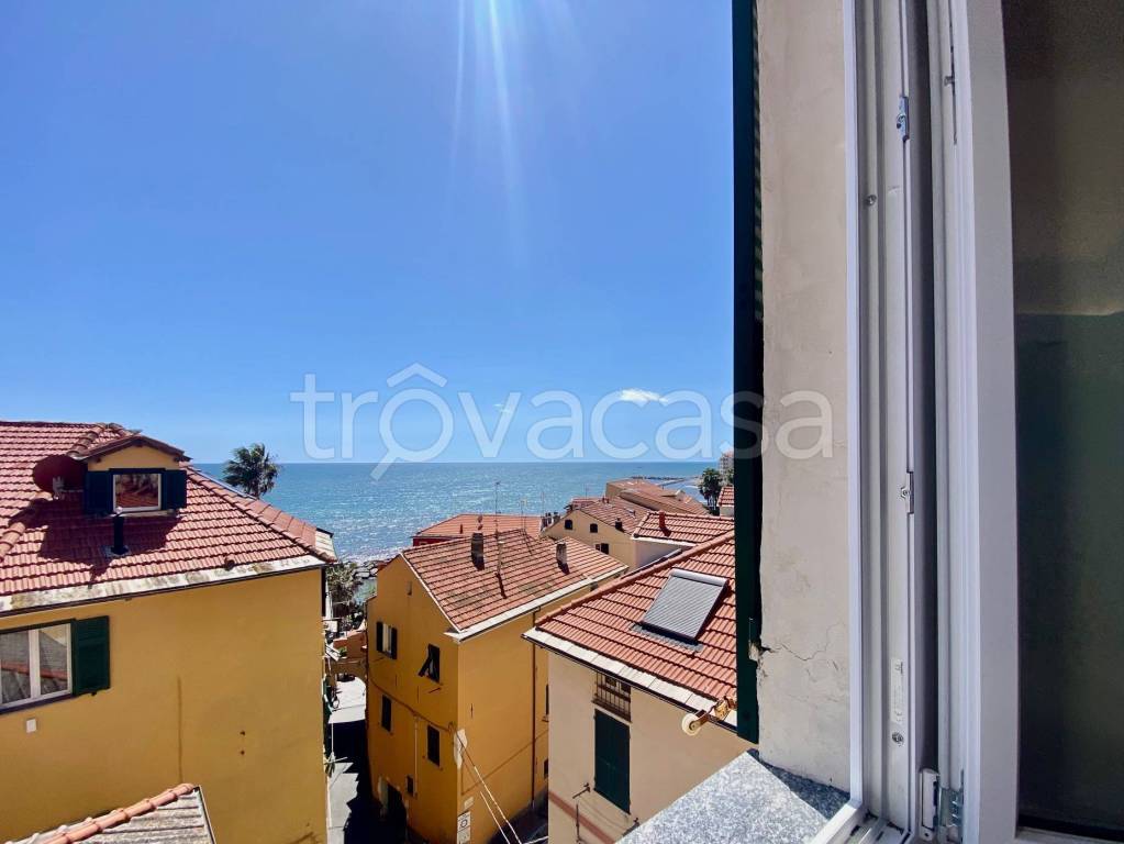 appartamento in vendita ad Imperia in zona Porto Maurizio