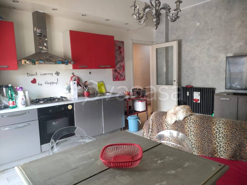 appartamento in vendita ad Imperia in zona Oneglia