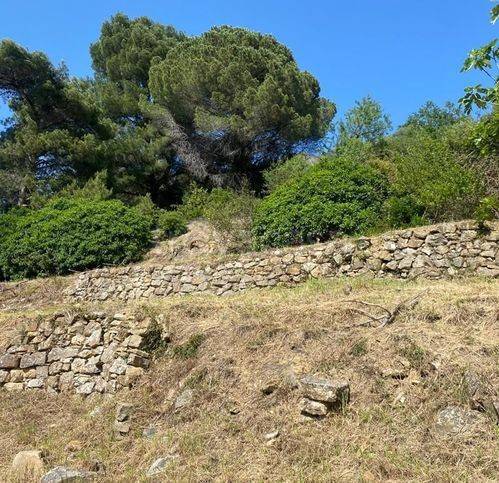 casa indipendente in vendita ad Imperia in zona Porto Maurizio