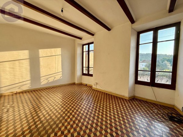 appartamento in vendita ad Imperia in zona Porto Maurizio