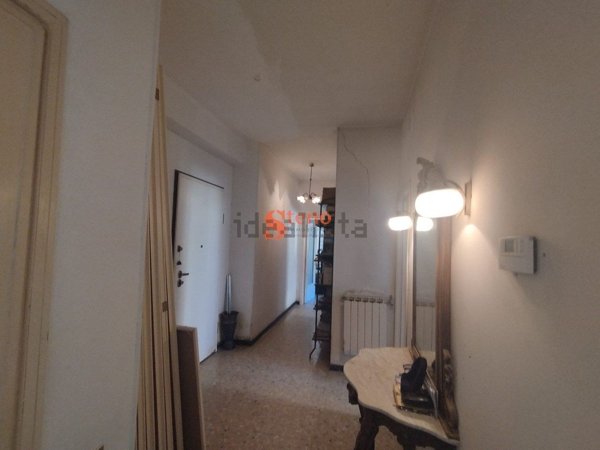 appartamento in vendita ad Imperia in zona Oneglia