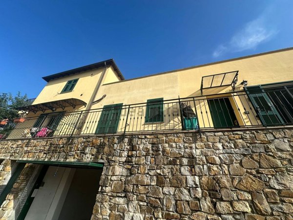 appartamento in vendita ad Imperia in zona Porto Maurizio