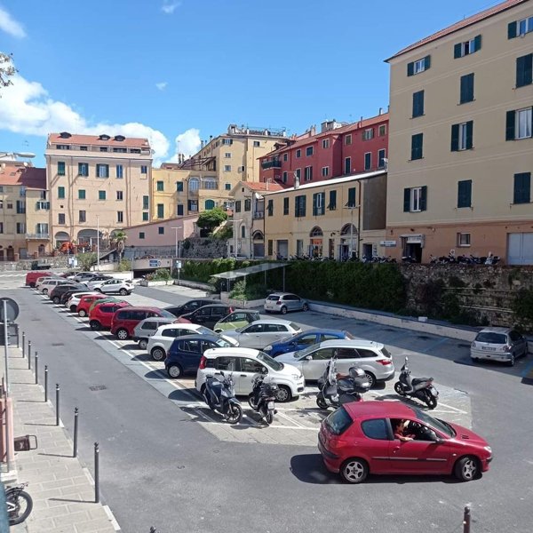 appartamento in vendita ad Imperia