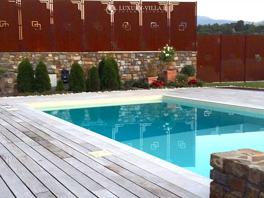 casa indipendente in vendita ad Imperia in zona Poggi