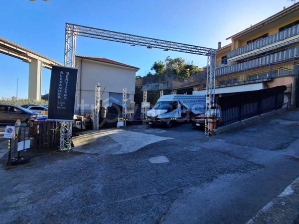 negozio in vendita ad Imperia in zona Oneglia