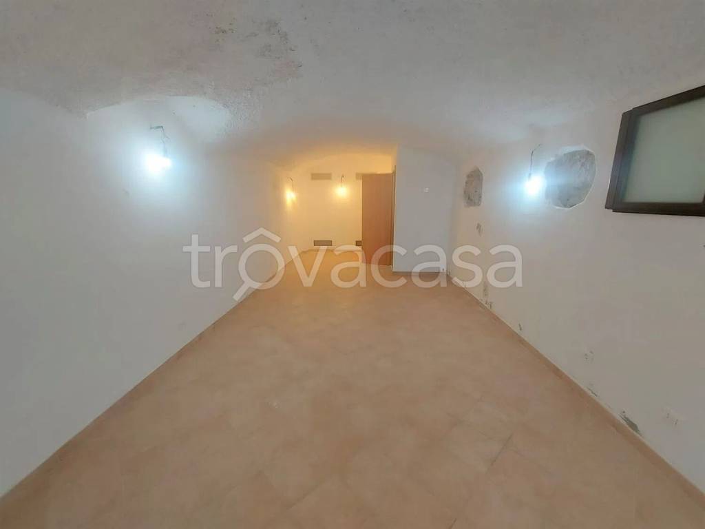 monolocale in vendita ad Imperia in zona Porto Maurizio