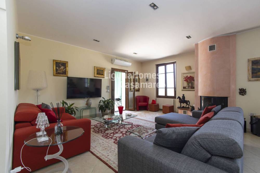 casa indipendente in vendita ad Imperia