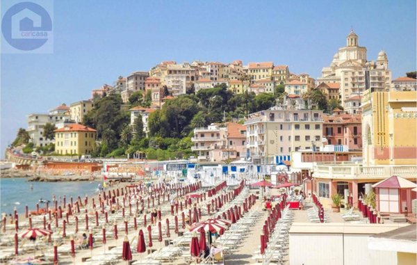 appartamento in vendita ad Imperia in zona Porto Maurizio