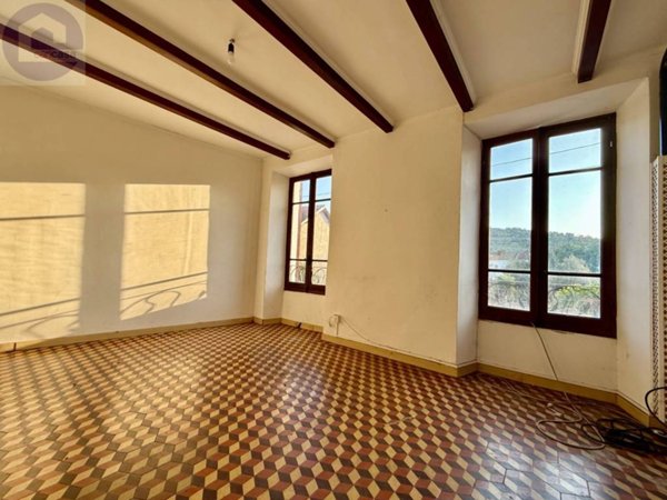 appartamento in vendita ad Imperia in zona Porto Maurizio