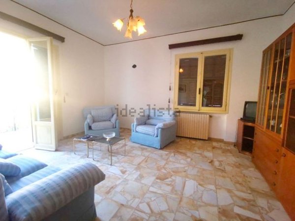 casa indipendente in vendita ad Imperia