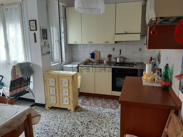 appartamento in vendita ad Imperia in zona Porto Maurizio