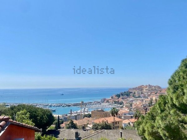 appartamento in vendita ad Imperia