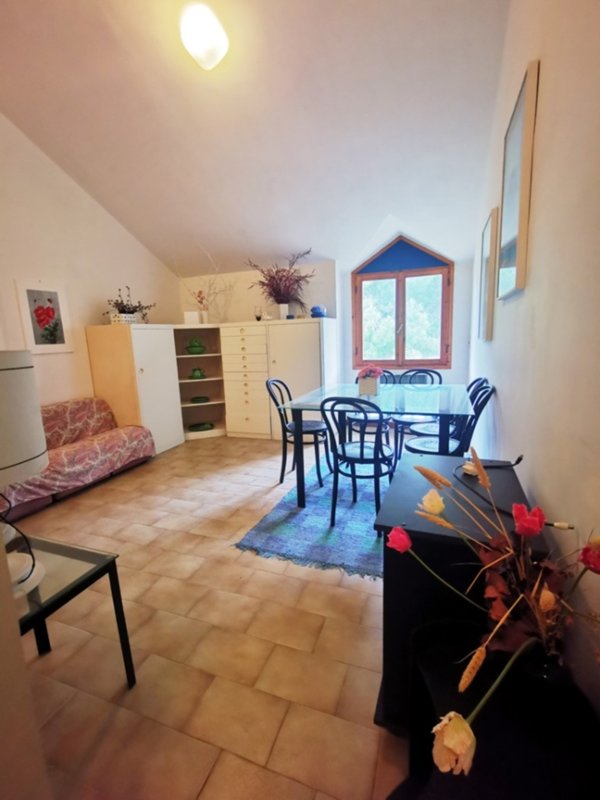 appartamento in vendita ad Imperia in zona Torrazza / Clavi