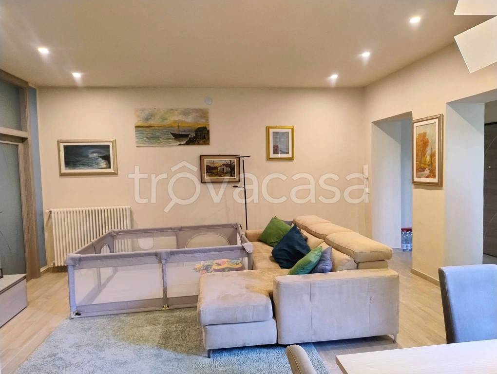 appartamento in vendita ad Imperia in zona Porto Maurizio