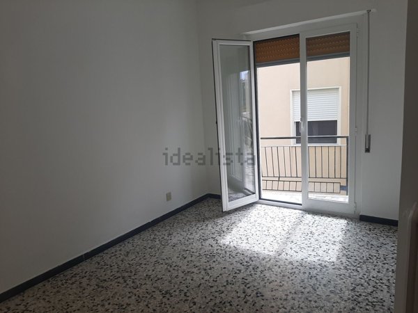 appartamento in vendita ad Imperia in zona Porto Maurizio