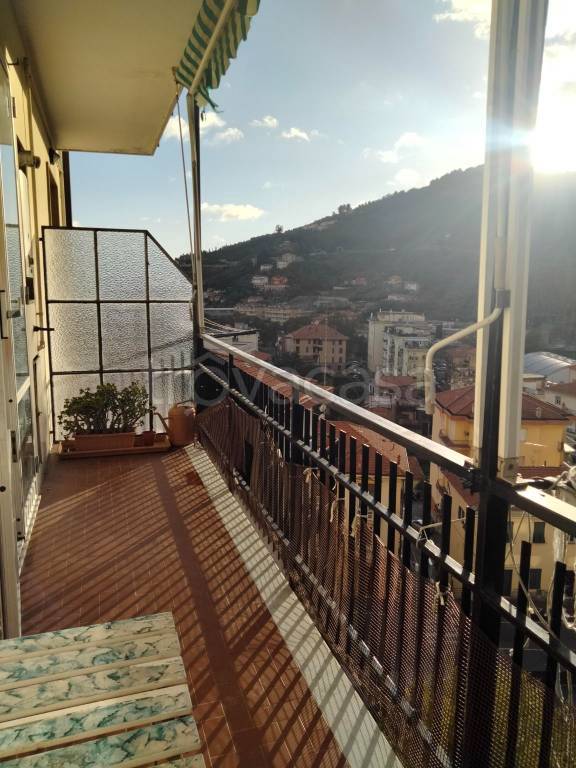 appartamento in vendita ad Imperia in zona Oneglia
