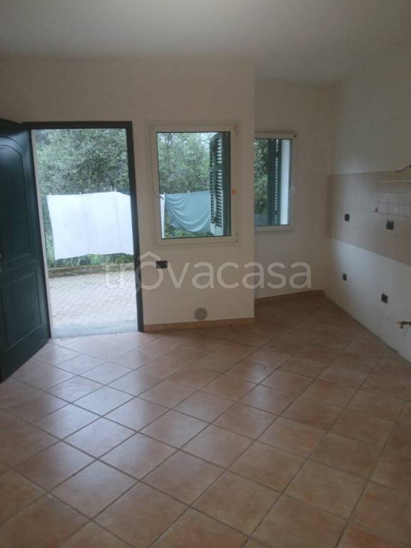appartamento in vendita ad Imperia in zona Montegrazie