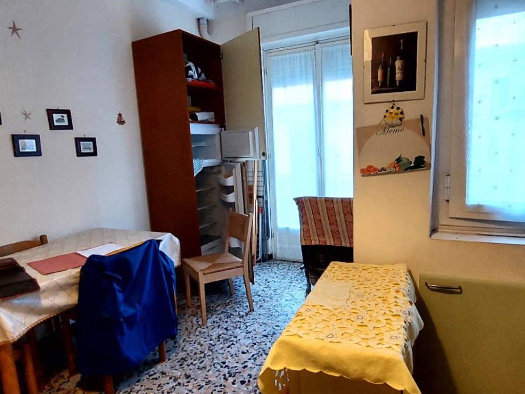 appartamento in vendita ad Imperia in zona Porto Maurizio