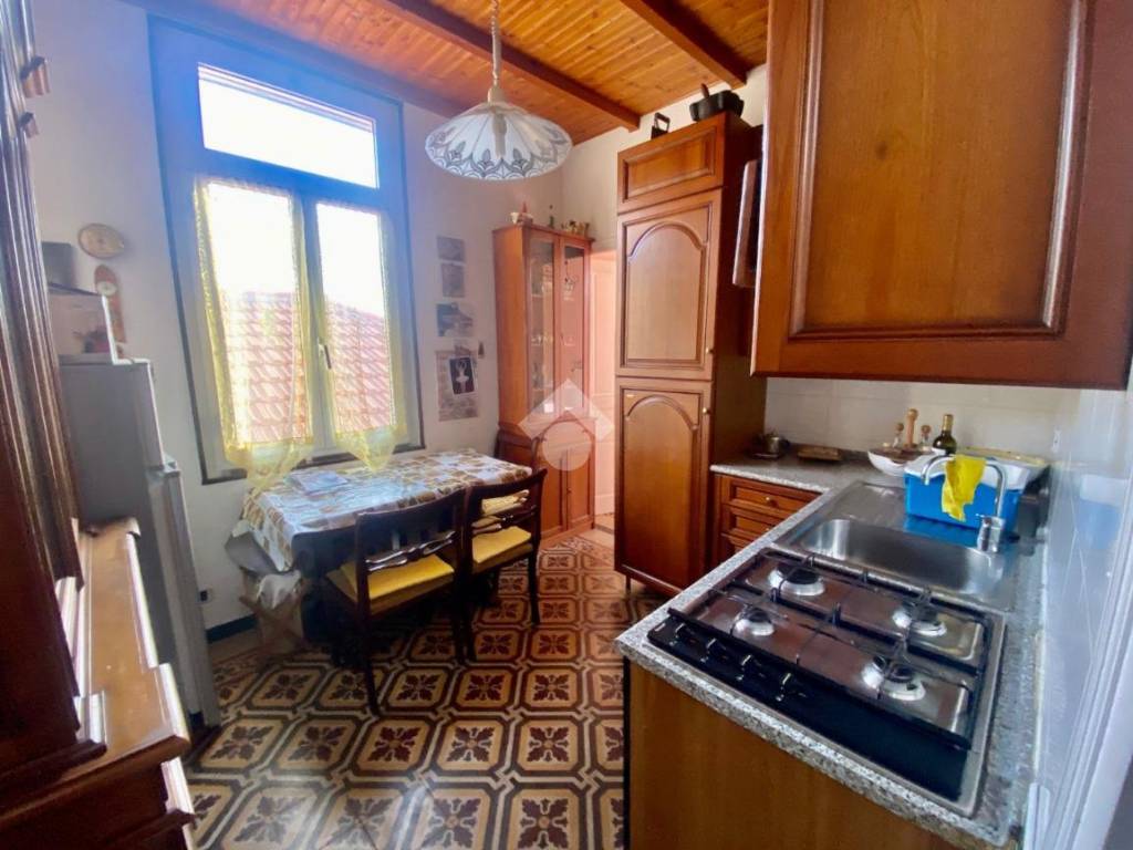 appartamento in vendita ad Imperia in zona Oneglia