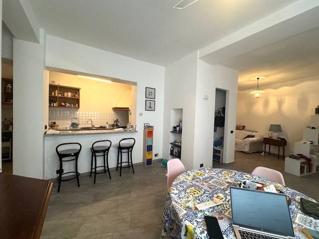 casa indipendente in vendita ad Imperia in zona Oneglia