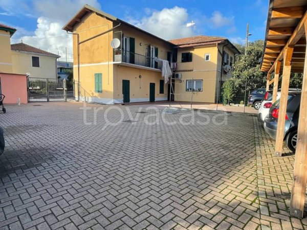 appartamento in vendita ad Imperia in zona Porto Maurizio
