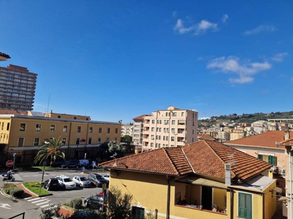 appartamento in vendita ad Imperia in zona Oneglia