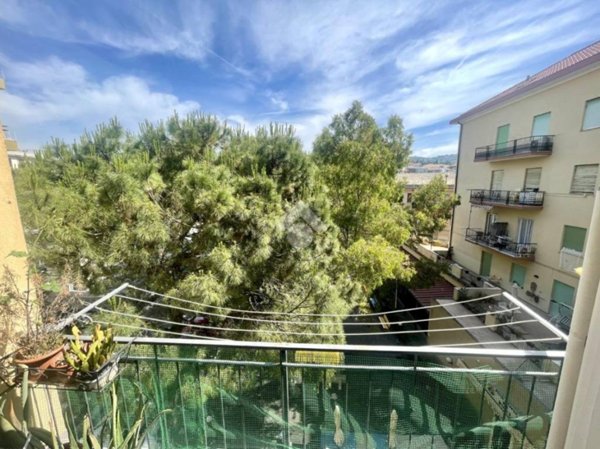appartamento in vendita ad Imperia in zona Porto Maurizio