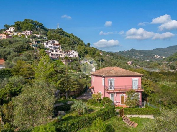 appartamento in vendita ad Imperia