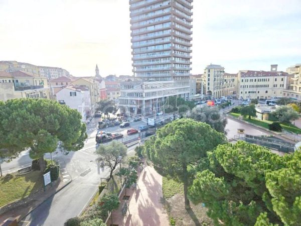 appartamento in vendita ad Imperia in zona Oneglia