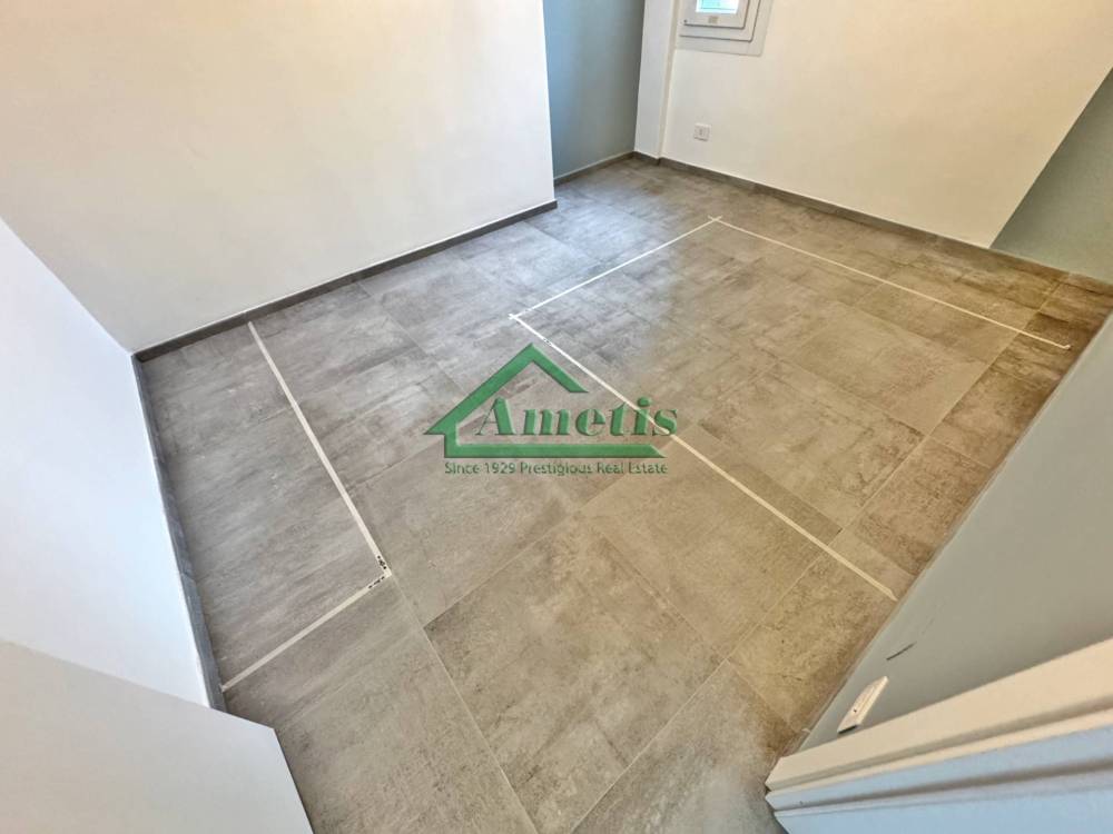 appartamento in vendita ad Imperia in zona Porto Maurizio