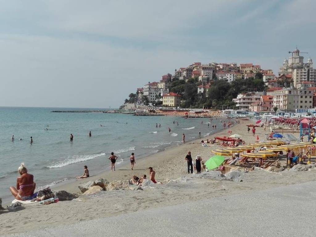 appartamento in vendita ad Imperia in zona Porto Maurizio
