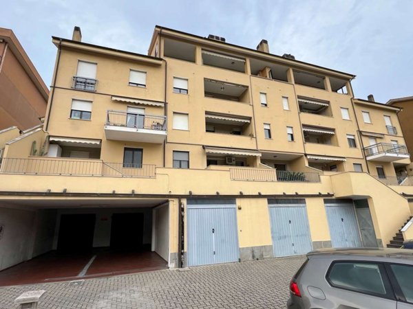 appartamento in vendita ad Imperia in zona Oneglia