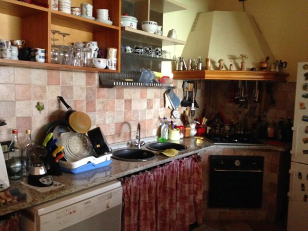 casa indipendente in vendita ad Imperia in zona Oneglia